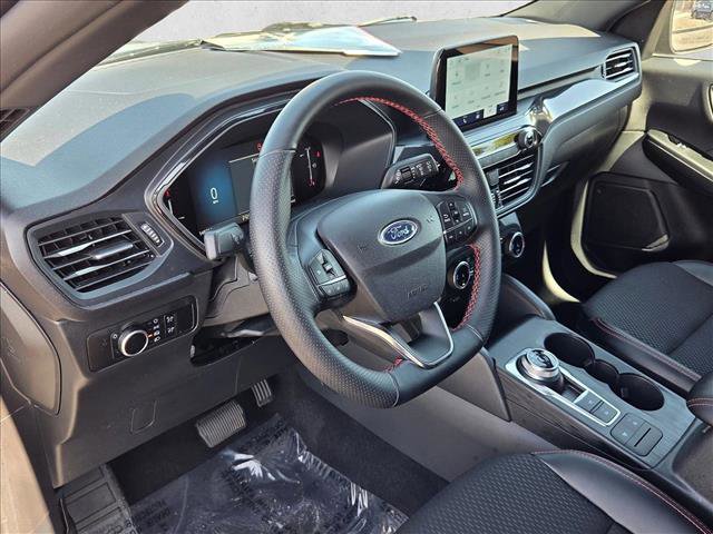 Used 2025 Ford Escape ST-Line image 10