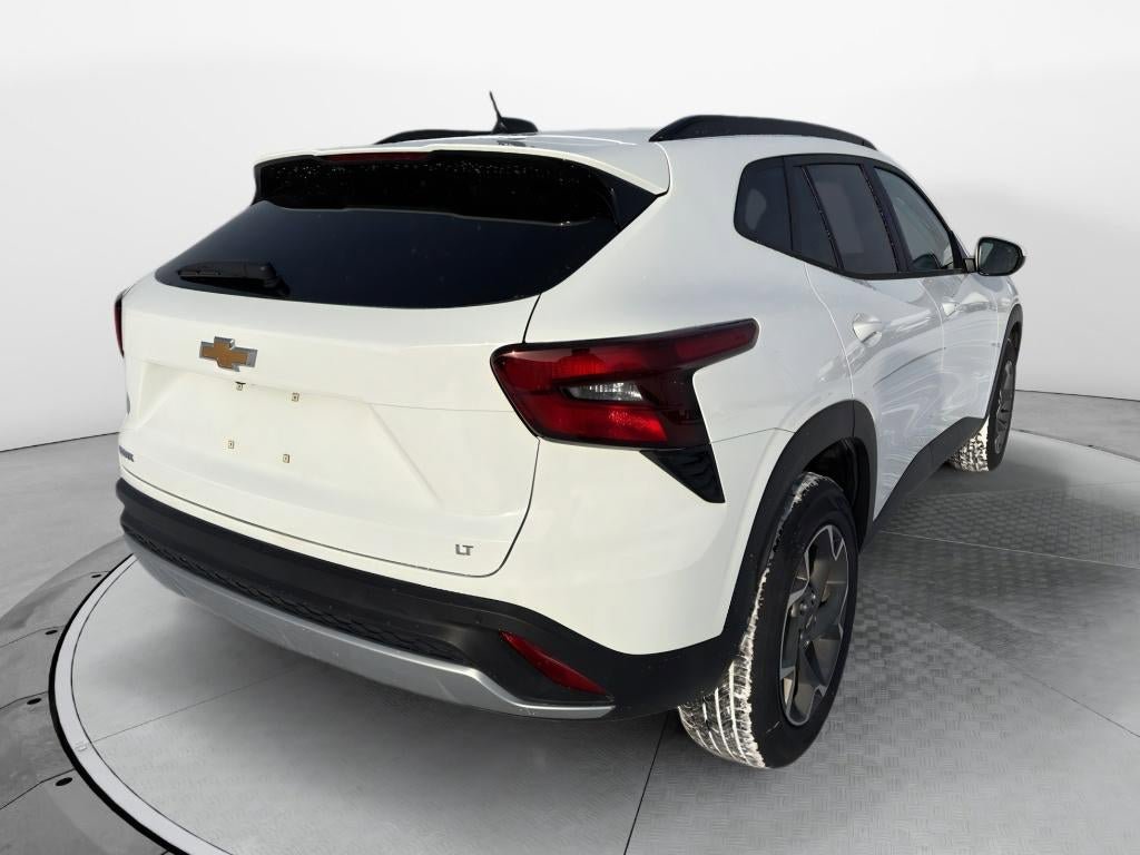 New 2026 Chevrolet Trax LT w/ Driver Confidence Package FWD image 5