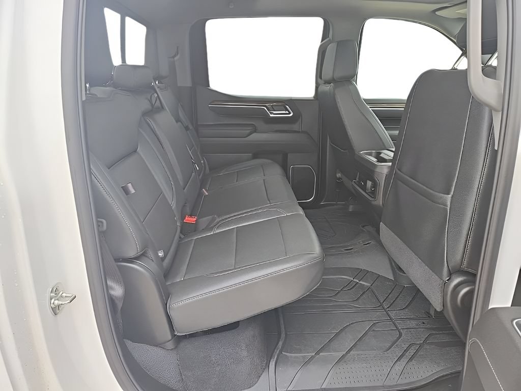 Used 2025 Chevrolet Silverado 1500 RST w/ Convenience Package II AWD/4WD image 29
