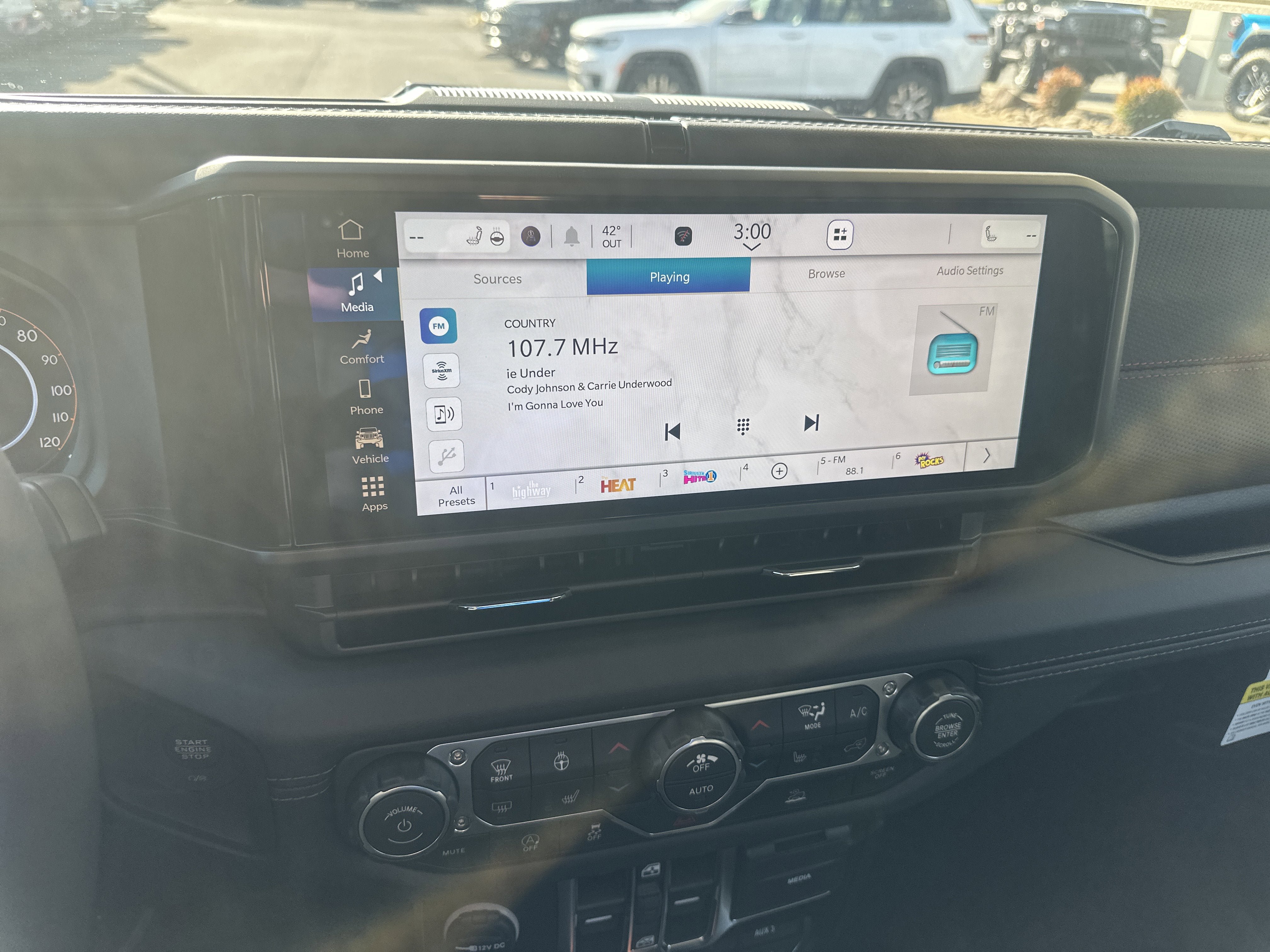 New 2026 Jeep Gladiator Rubicon AWD/4WD image 34
