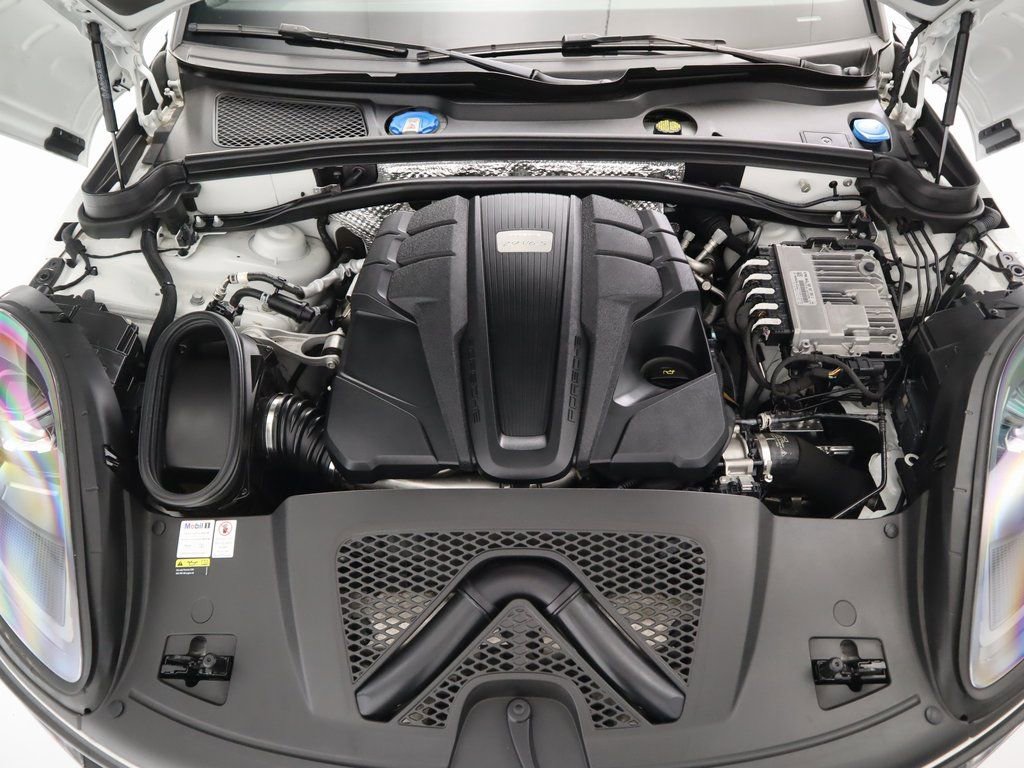 Used 2022 Porsche Macan S image 30