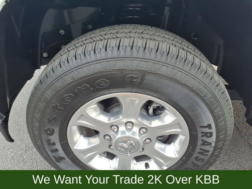 Used 2024 RAM 2500 Big Horn w/ Protection Group AWD/4WD image 32