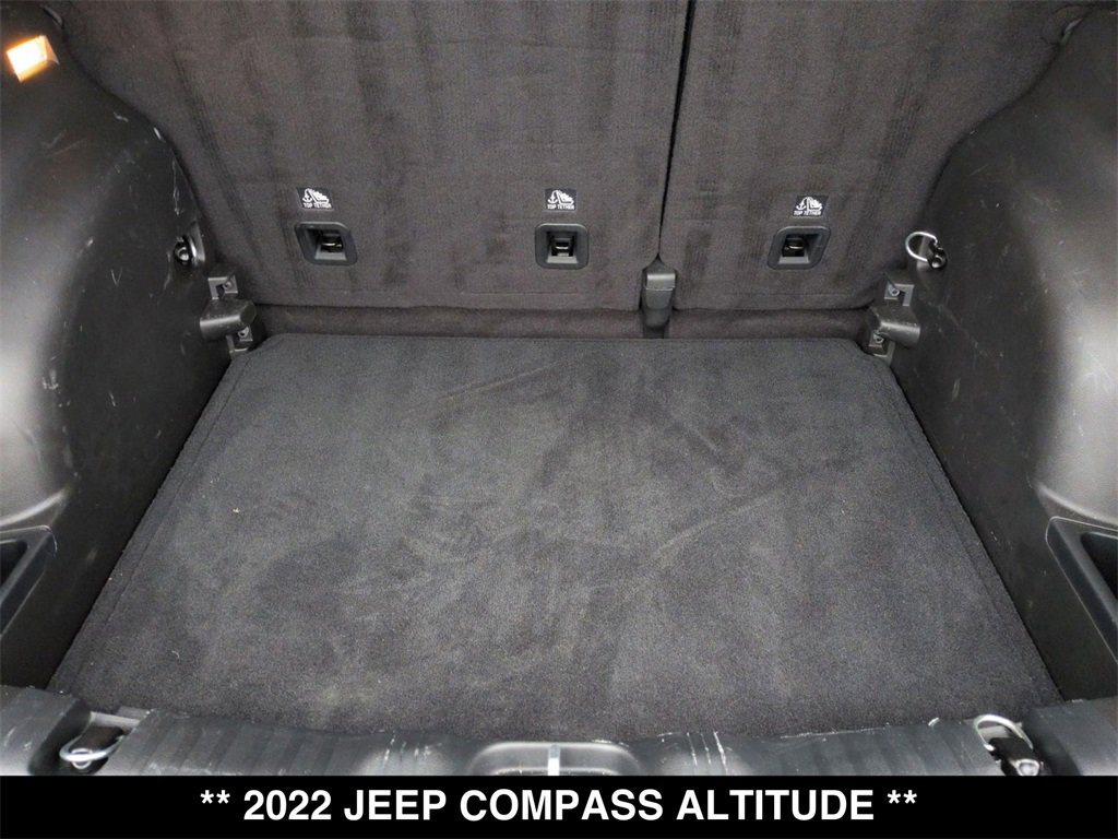 Used 2022 Jeep Compass Altitude w/ Convenience Group image 4