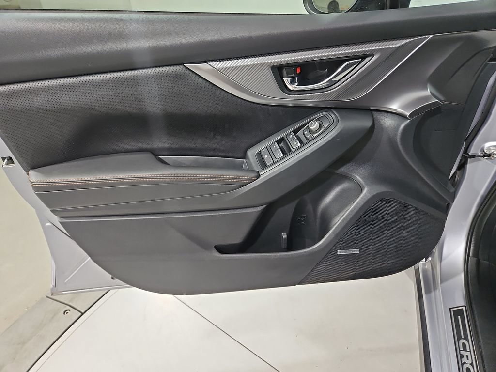 Used 2022 Subaru Crosstrek 2.5i Limited w/ Moonroof Package 2 AWD/4WD image 11