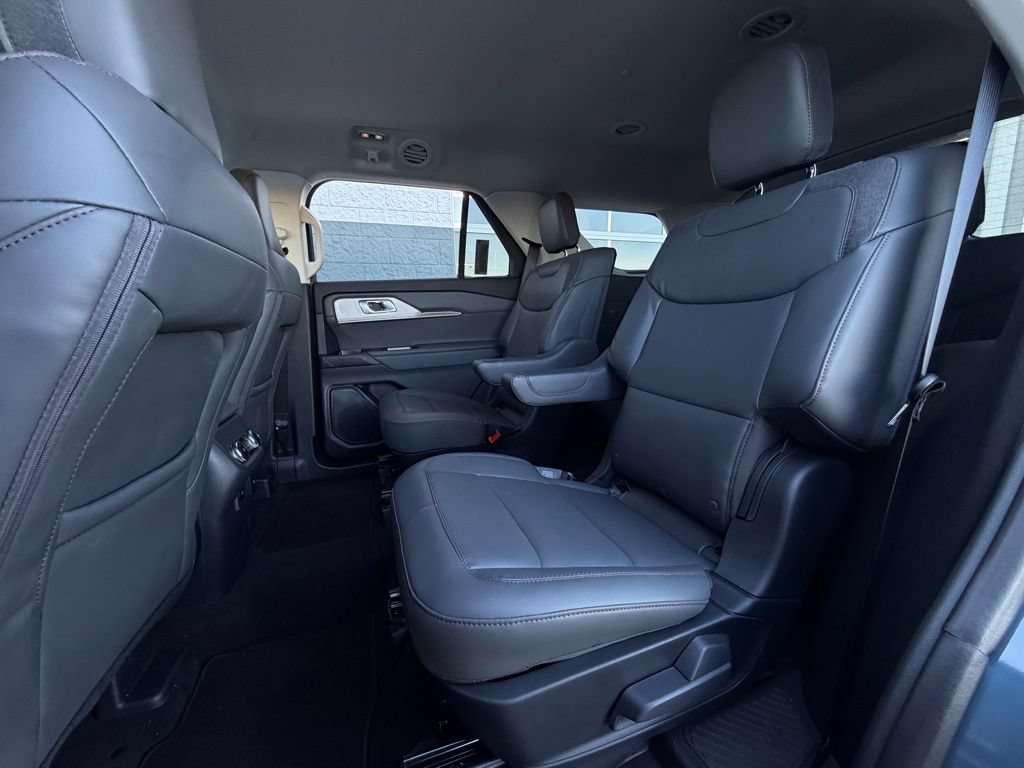 New 2026 Ford Explorer Active w/ Active Comfort Package RWD image 22