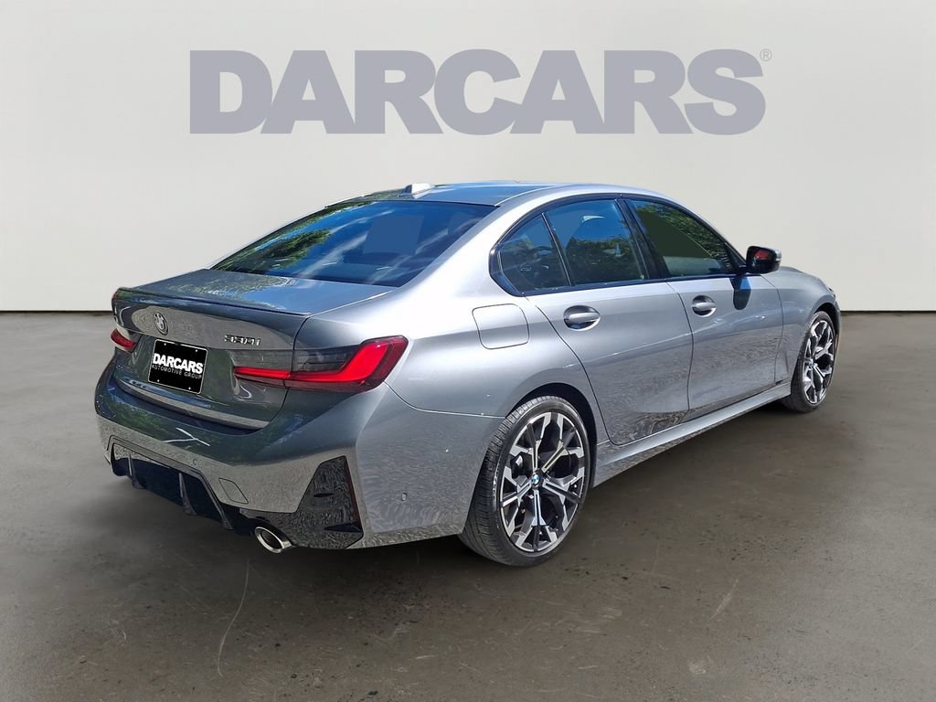 Used 2026 BMW 330i xDrive Sedan w/ M Sport Package AWD/4WD image 6