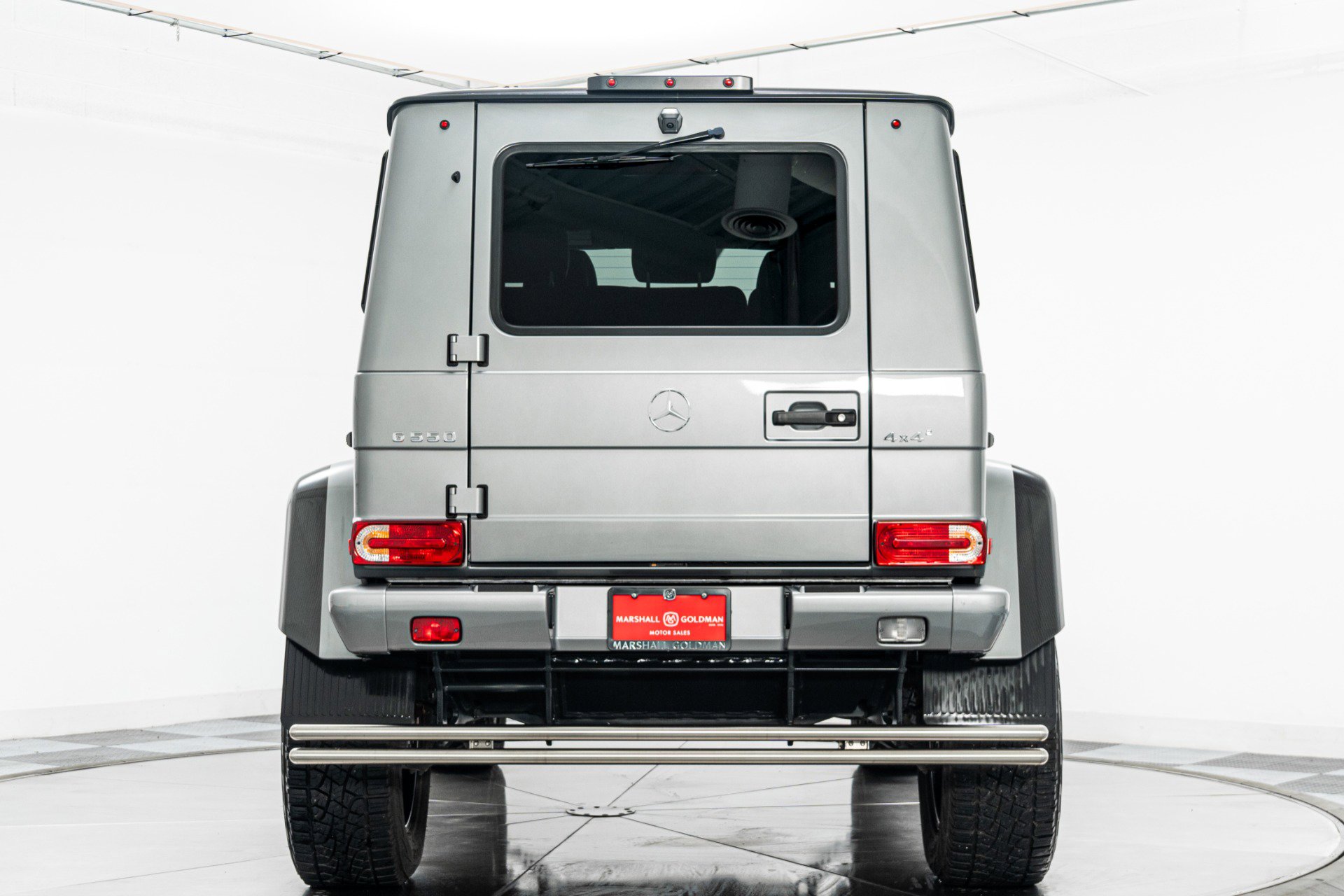 Used 2018 Mercedes-Benz G 550 Squared image 8