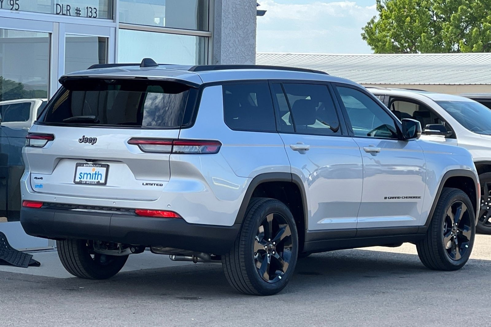 New 2025 Jeep Grand Cherokee L Limited w/ Luxury Tech Group II image 6