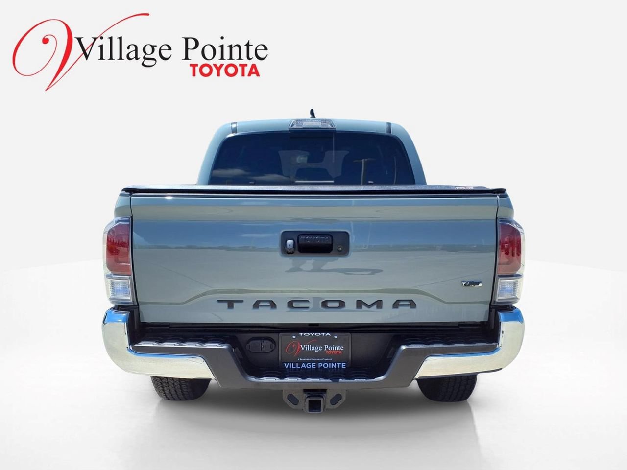 Used 2023 Toyota Tacoma TRD Off-Road AWD/4WD image 4