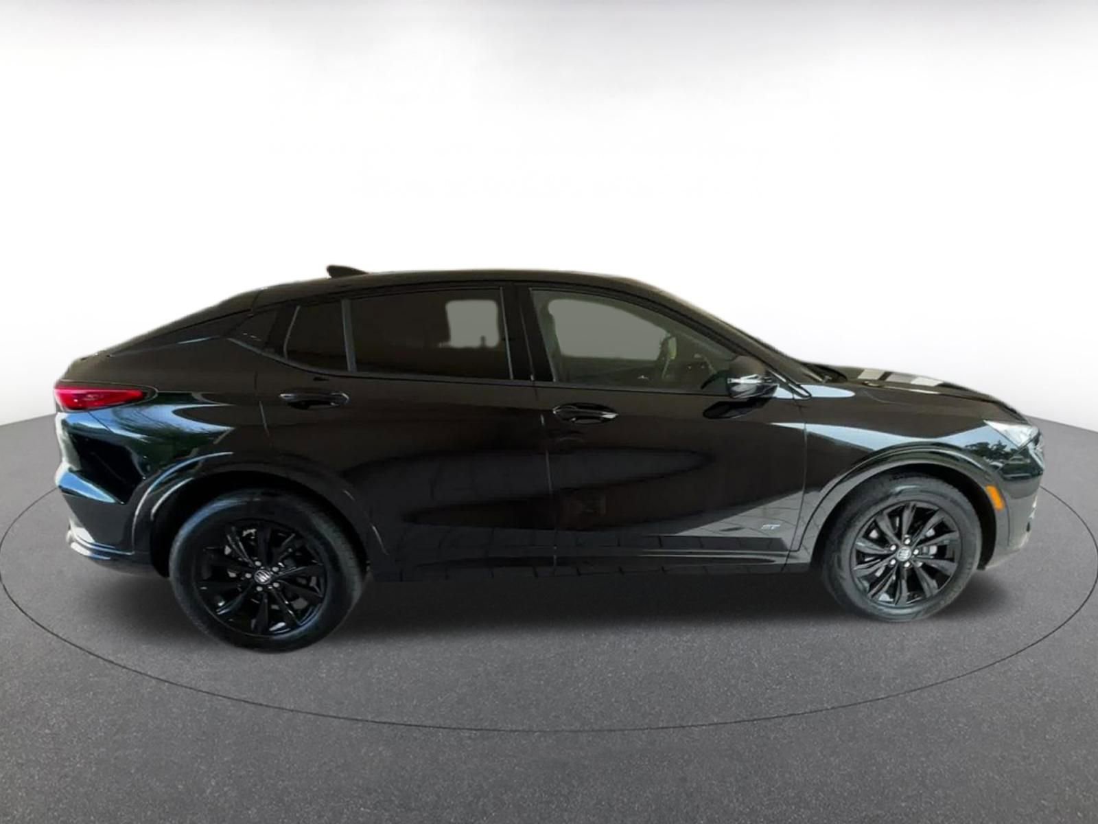 Used 2025 Buick Envista Sport Touring image 16