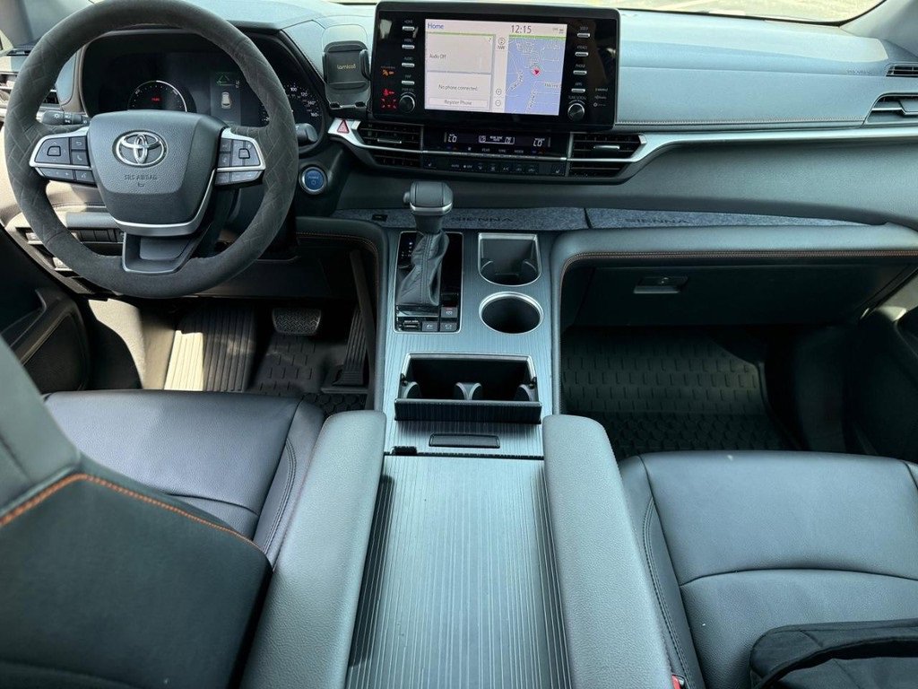 Certified 2021 Toyota Sienna XSE image 14