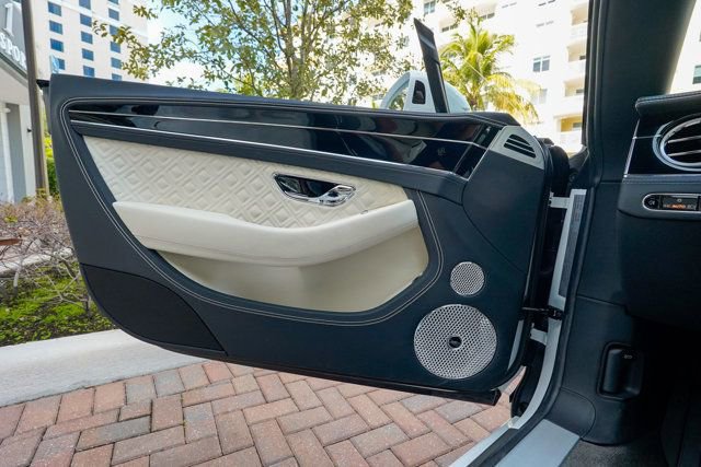 Used 2024 Bentley Continental GT Speed image 60