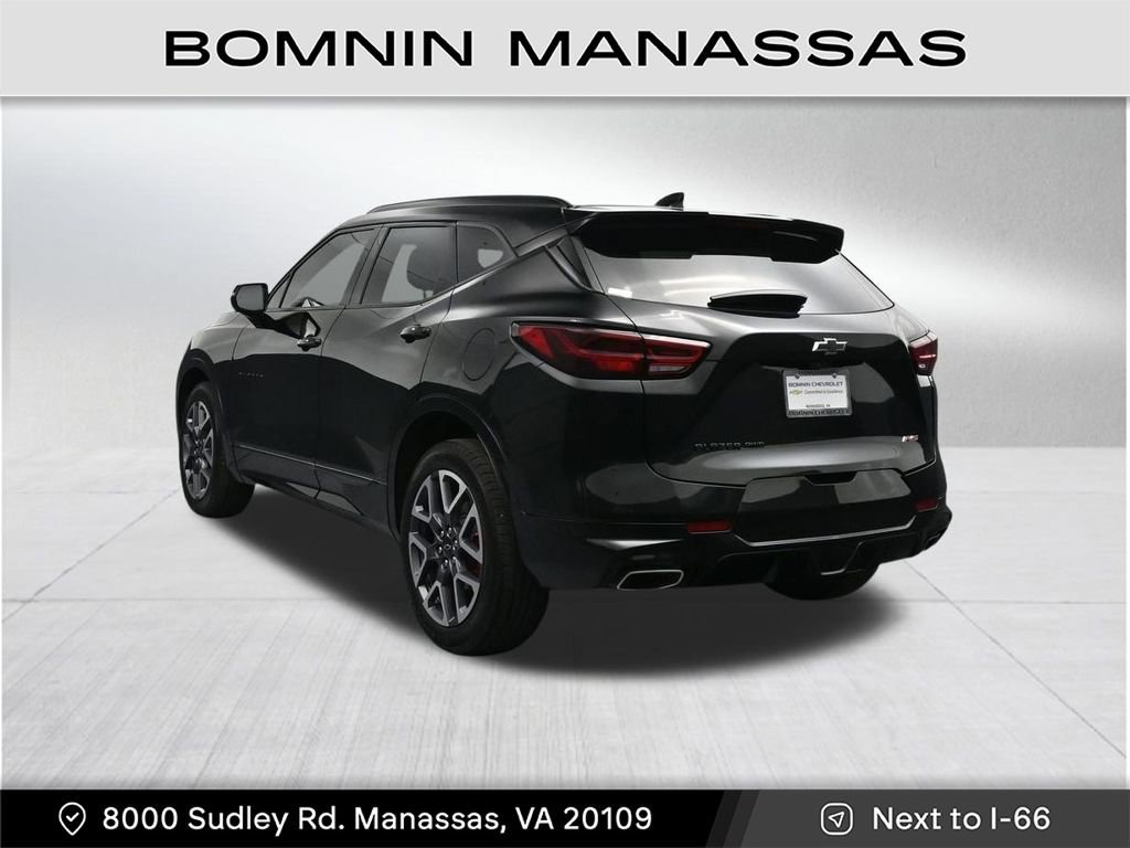 Used 2023 Chevrolet Blazer RS w/ Driver Confidence II Package AWD/4WD image 3
