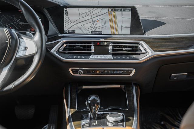 Used 2020 BMW X7 xDrive40i w/ Premium Package image 23