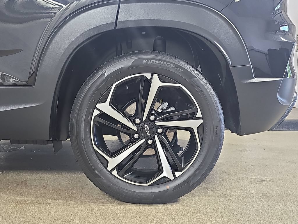 Certified 2023 Chevrolet TrailBlazer RS w/ Sun and Liftgate Package AWD/4WD image 39