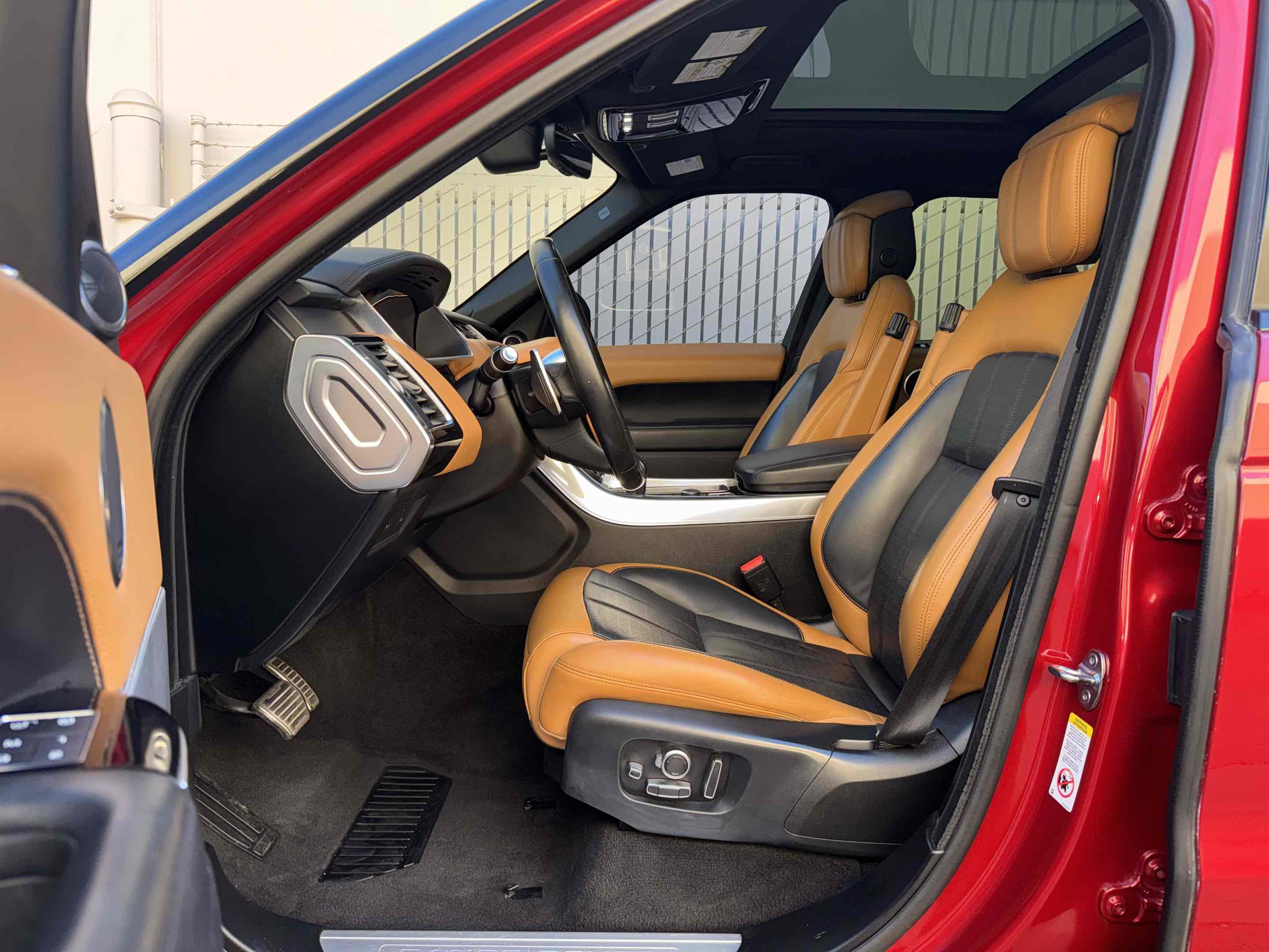 Used 2019 Land Rover Range Rover Sport HSE Dynamic image 42