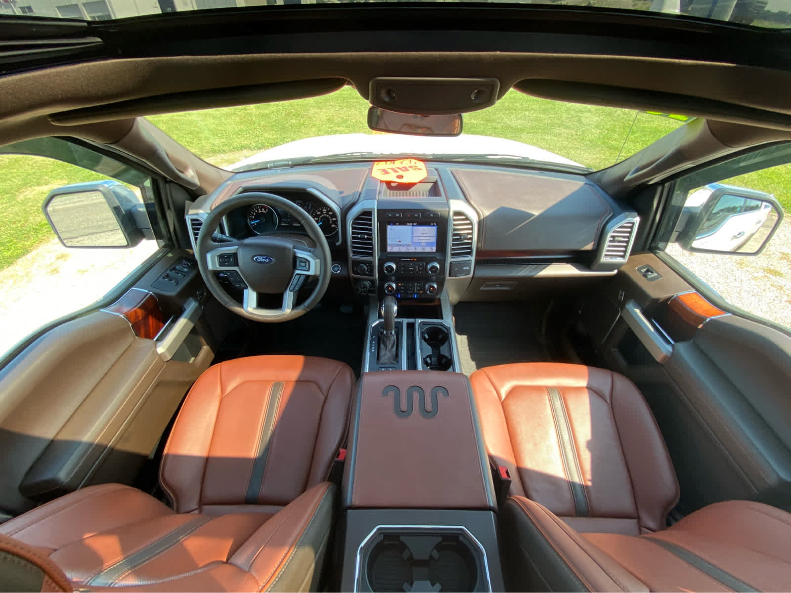 Used 2019 Ford F150 King Ranch w/ Equipment Group 601A Luxury AWD/4WD image 17