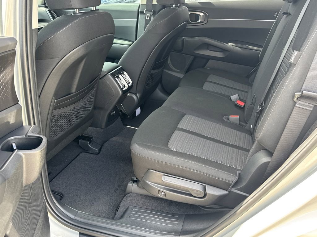New 2026 Kia Sorento LX image 20