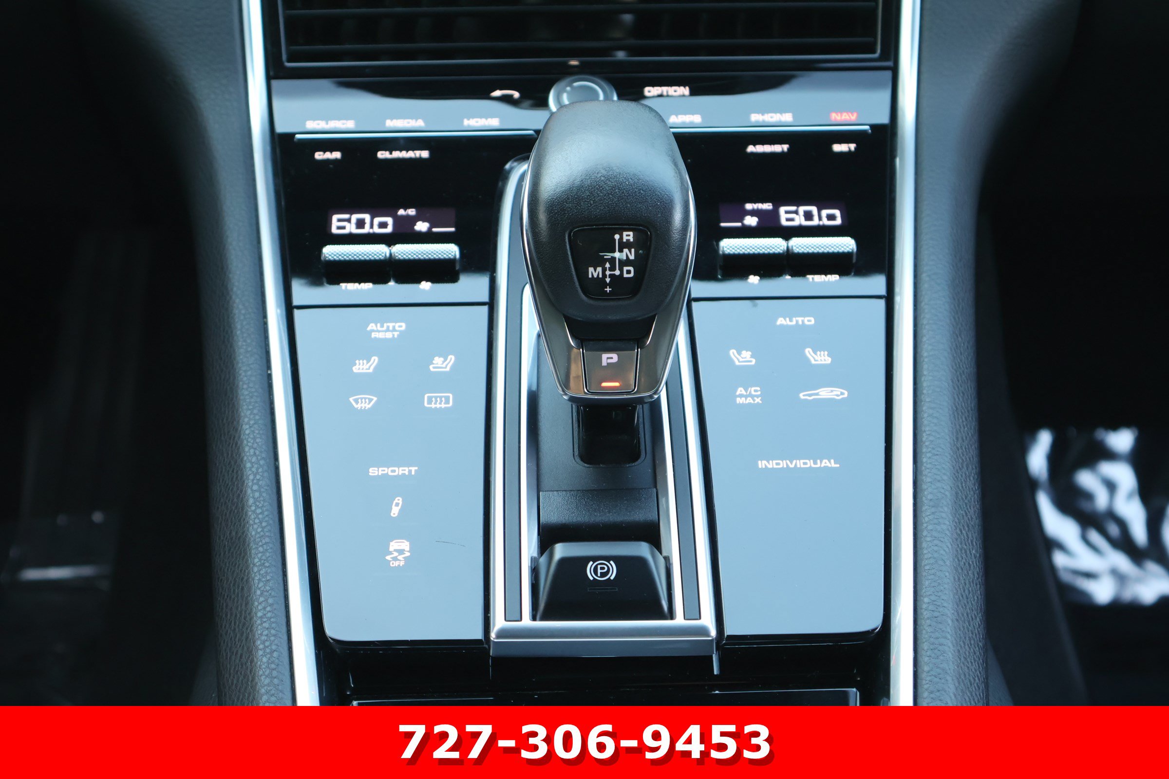 Used 2018 Porsche Panamera 4 AWD/4WD image 19