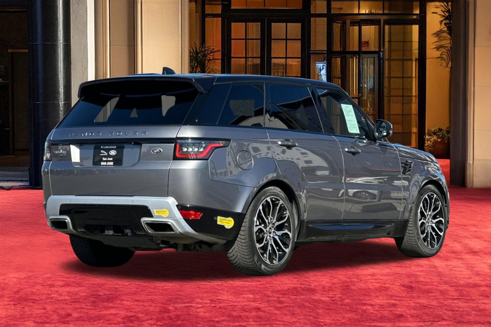 Used 2021 Land Rover Range Rover Sport HSE image 10