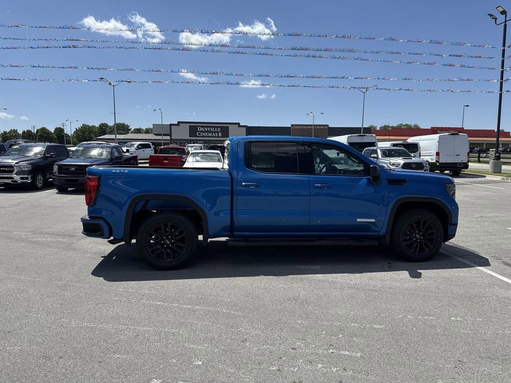 Used 2023 GMC Sierra 1500 Elevation w/ LPO, Elevation Black Package AWD/4WD image 14