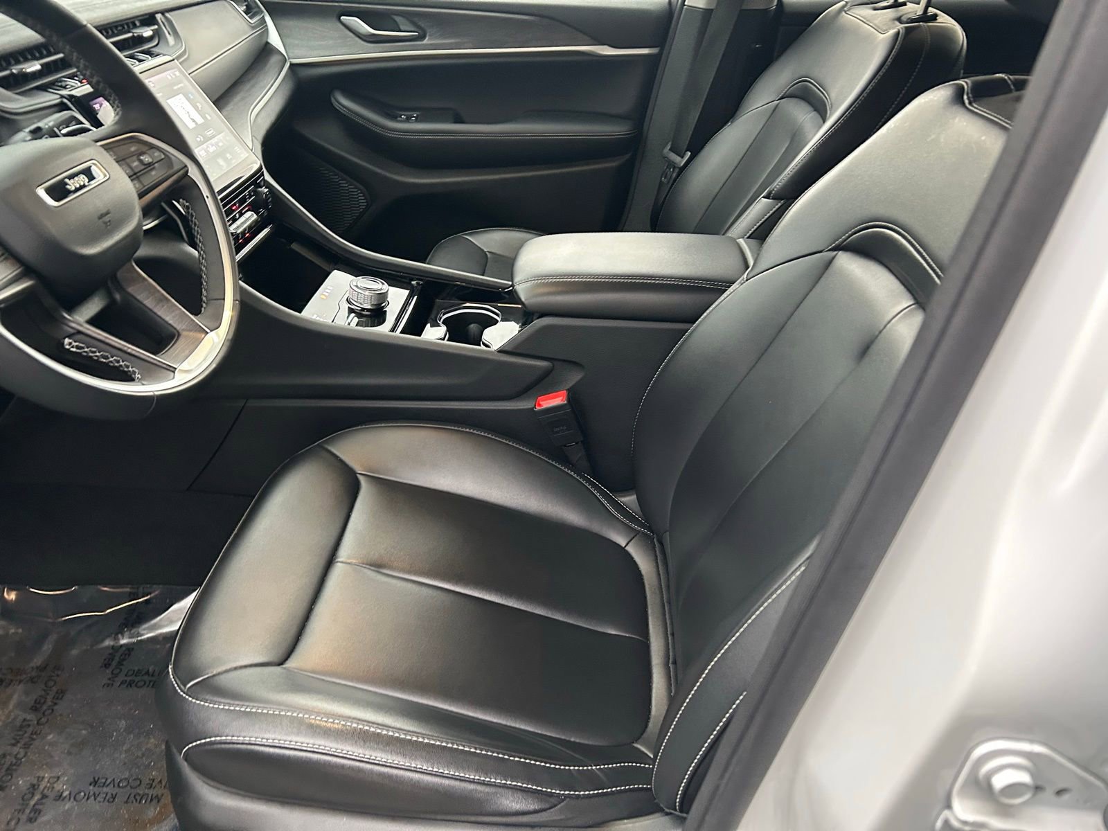 Certified 2023 Jeep Grand Cherokee L Limited image 12