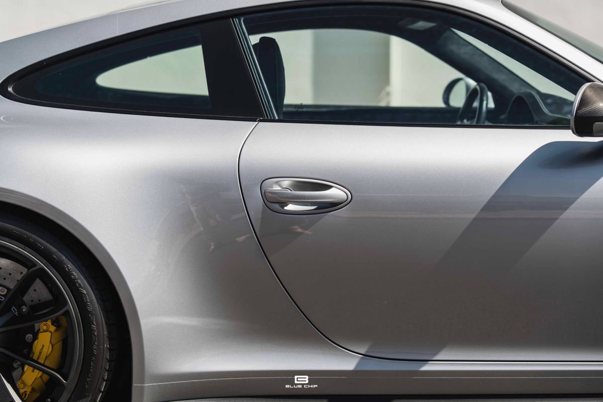 Used 2016 Porsche 911 R RWD image 21