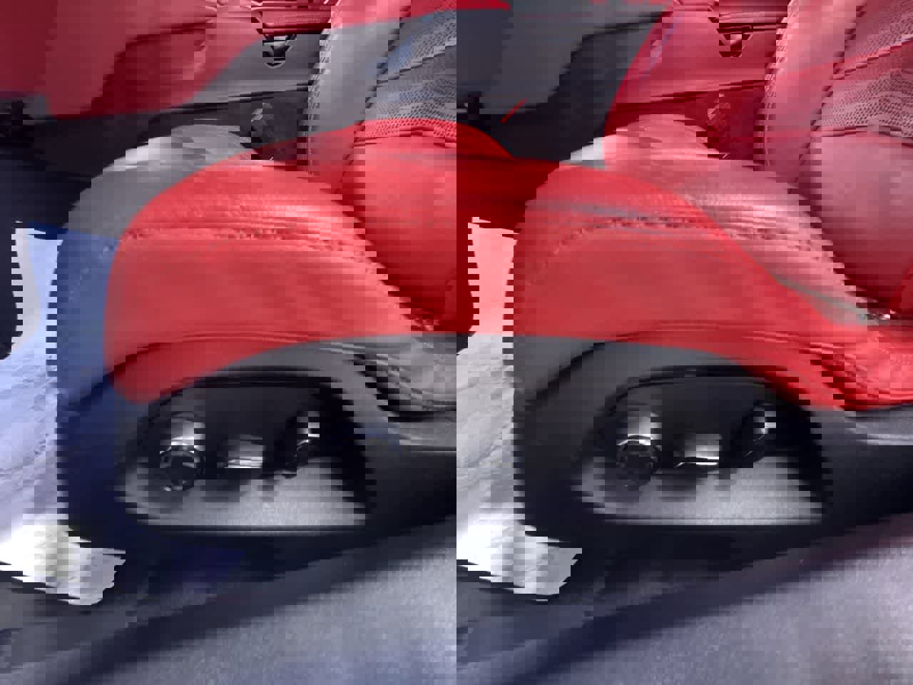 Used 2021 Chevrolet Corvette Stingray Premium Cpe w/ Z51 Performance Package image 14