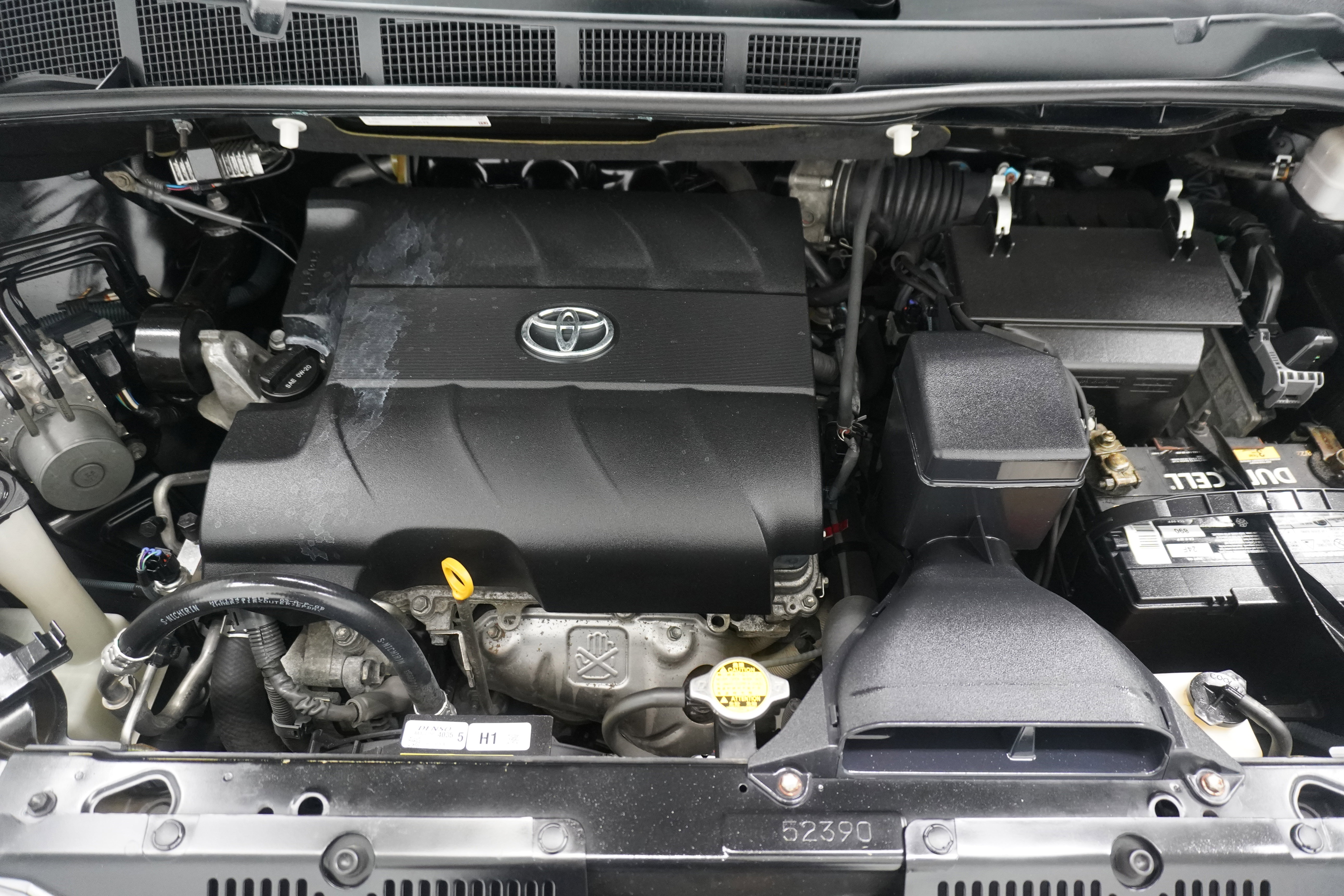 Used 2012 Toyota Sienna XLE w/ Entertainment Pkg FWD image 35