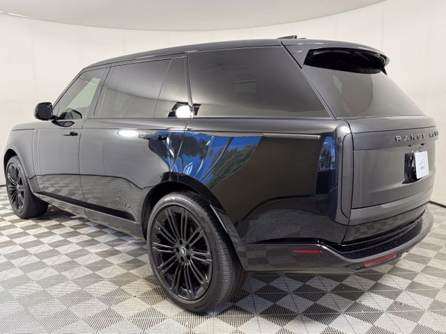 Used 2025 Land Rover Range Rover Long Wheelbase Autobiography AWD/4WD image 4