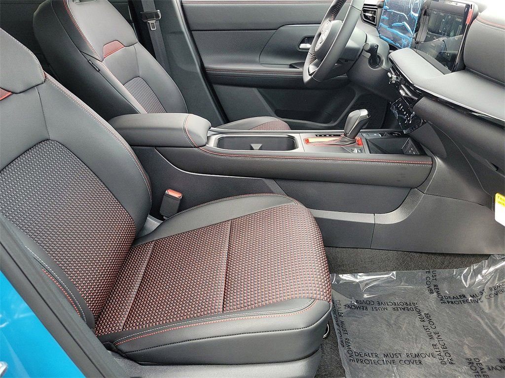 New 2026 Nissan Kicks SR w/ SR Premium Package image 13