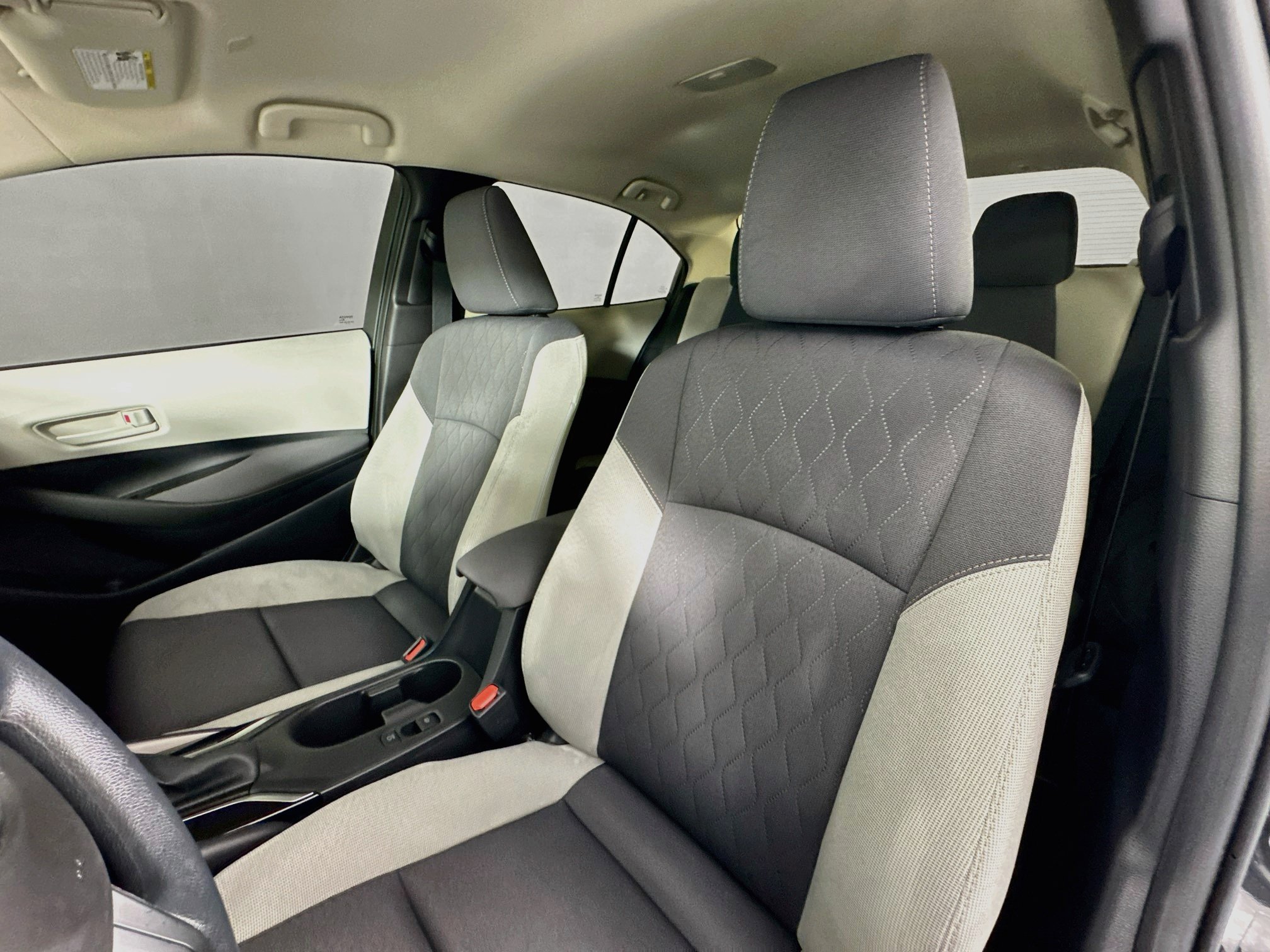 Used 2026 Toyota Corolla LE w/ LE Premium Package FWD image 19