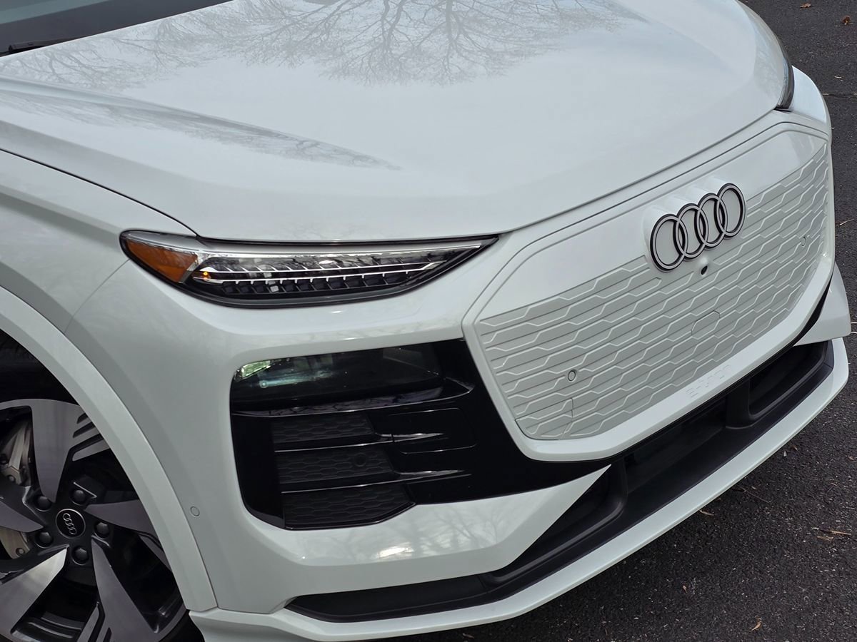 Used 2025 Audi Q6 e-tron Premium Plus AWD/4WD image 69