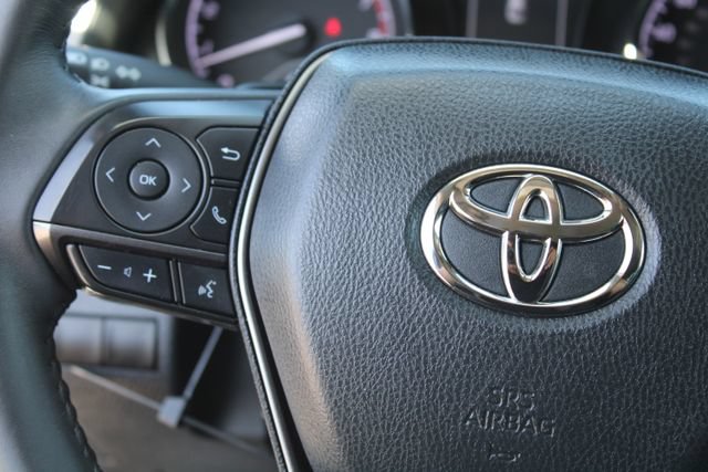 Used 2024 Toyota Camry SE FWD image 16