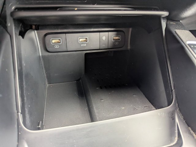 Used 2023 Kia Sorento S w/ Panoramic Sunroof Package FWD image 25