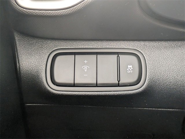 Certified 2023 Hyundai Venue SE w/ Cargo Package image 17