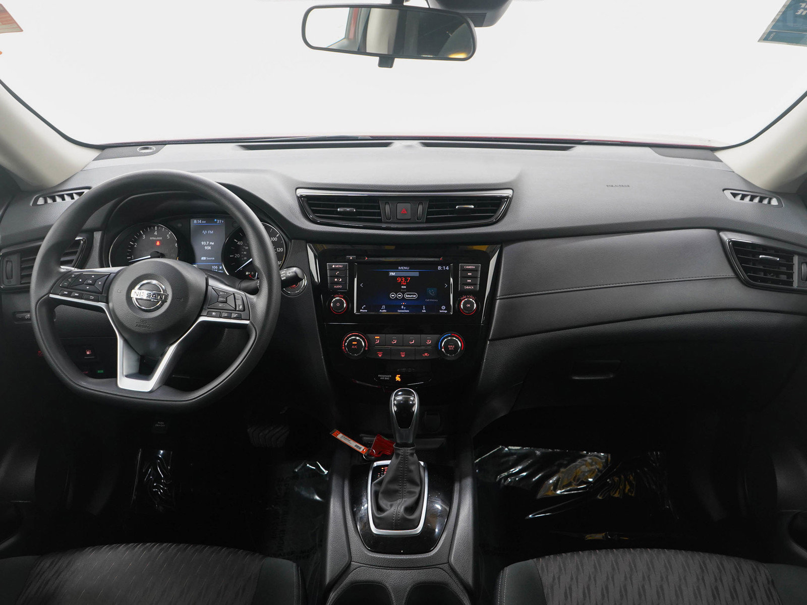 Used 2020 Nissan Rogue SV image 13