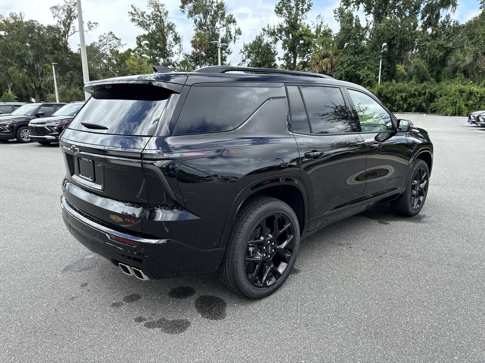 New 2026 Chevrolet Traverse RS image 3