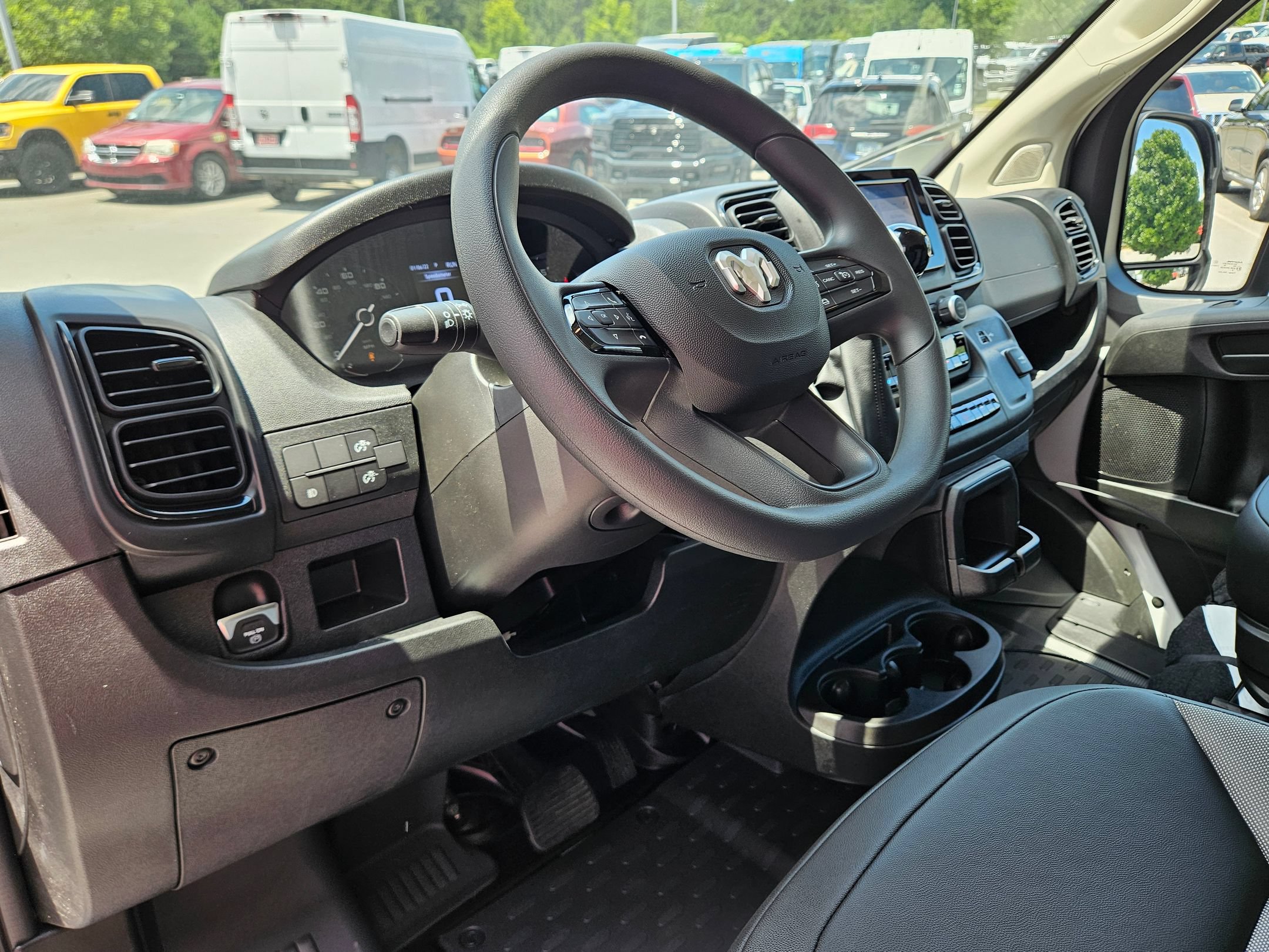 New 2026 RAM ProMaster 1500 w/ Convenience Group FWD image 9