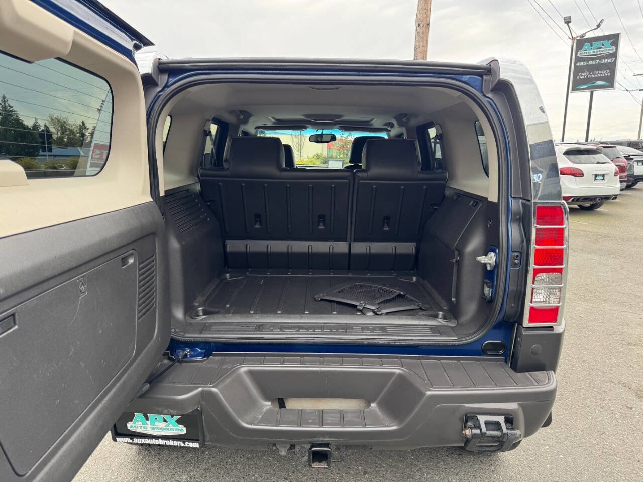 Used 2006 HUMMER H3 AWD/4WD image 3