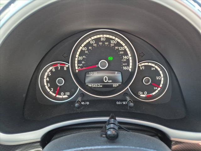 Used 2013 Volkswagen Beetle 2.0T FWD image 11