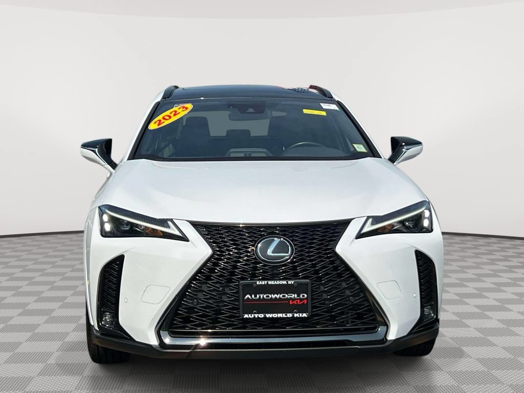 Used 2024 Lexus UX 250h F Sport AWD/4WD image 2
