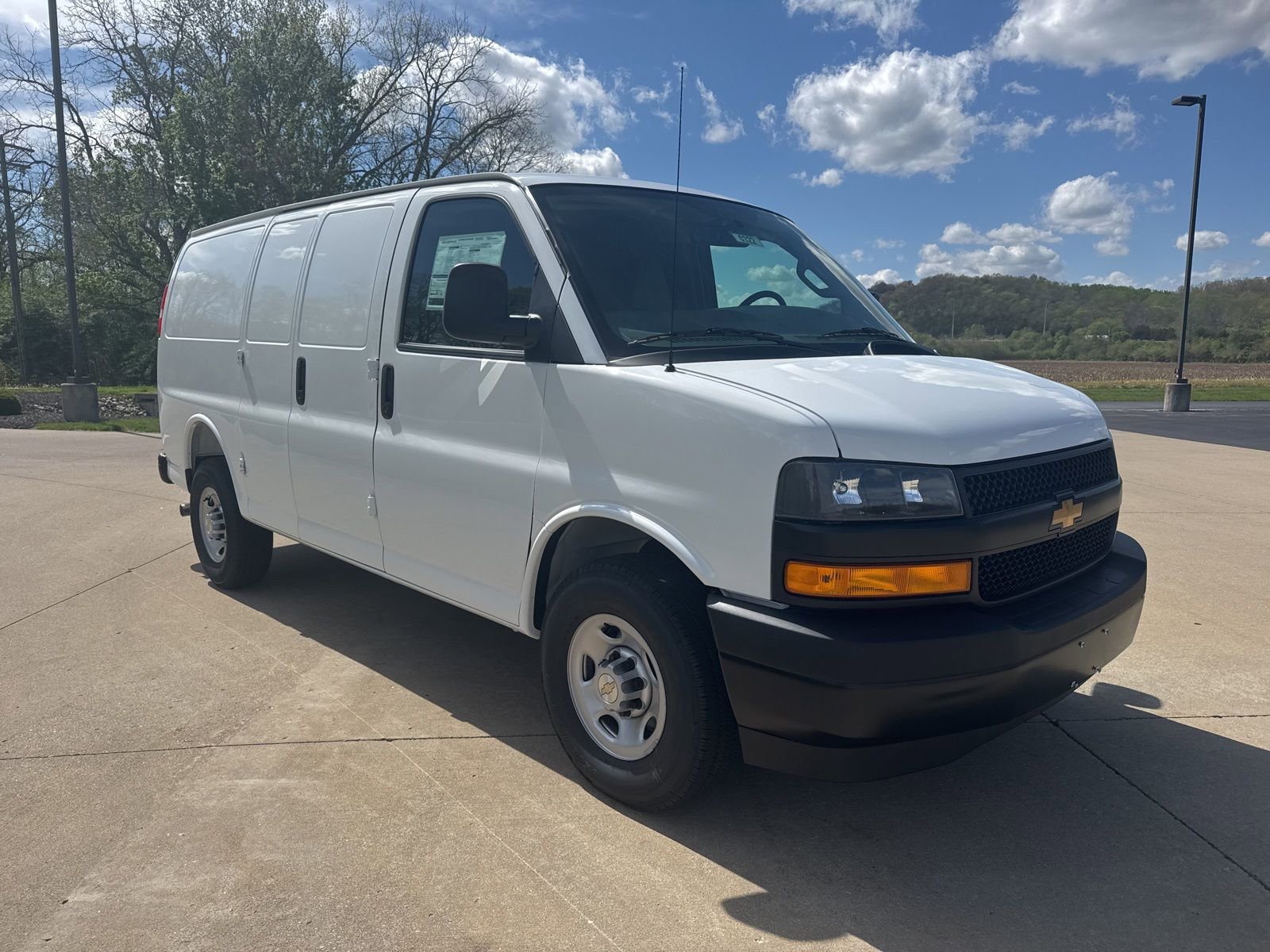 New 2026 Chevrolet Express 2500 w/ Driver Convenience Package RWD image 3