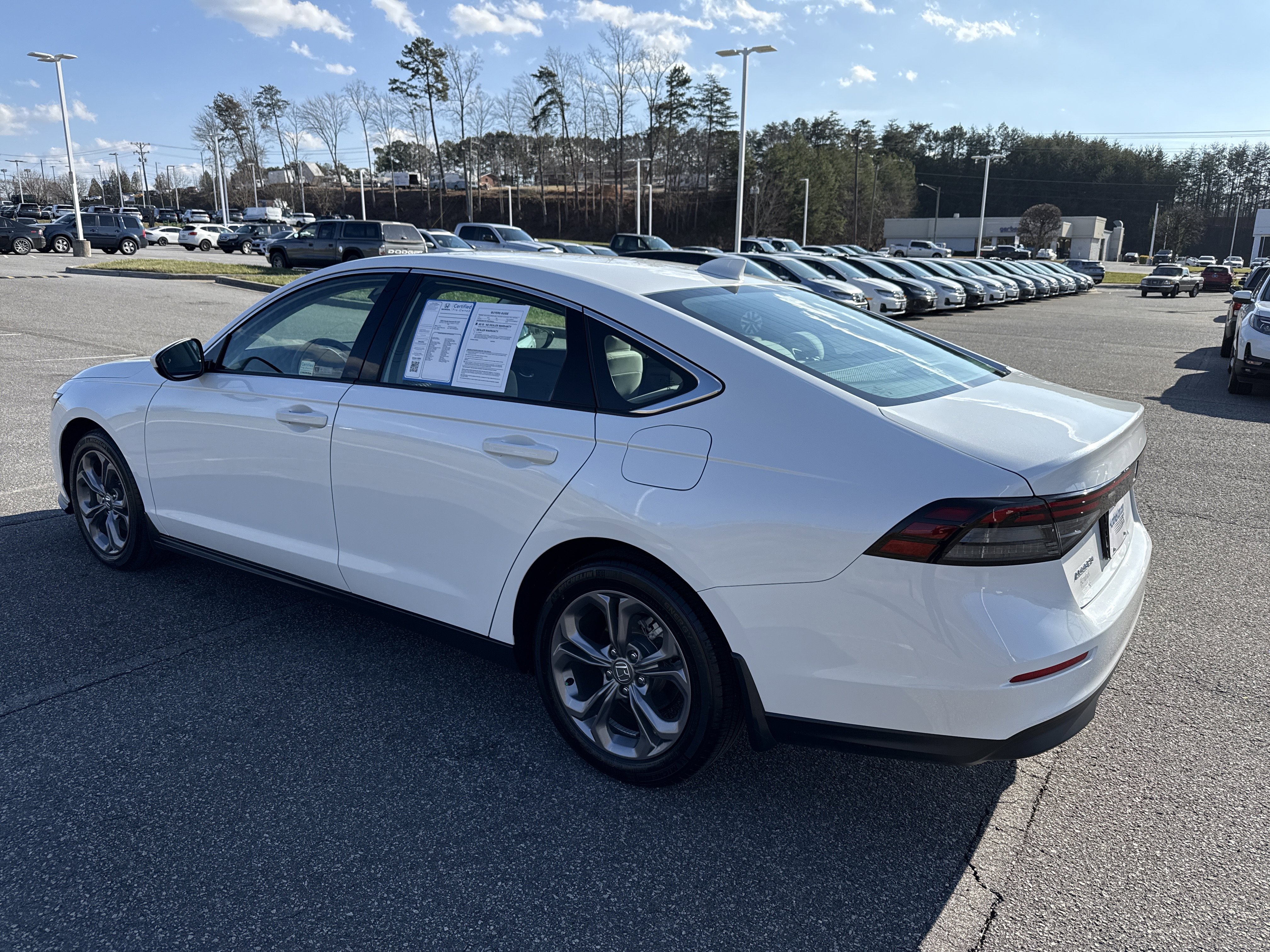 Used 2024 Honda Accord EX image 8