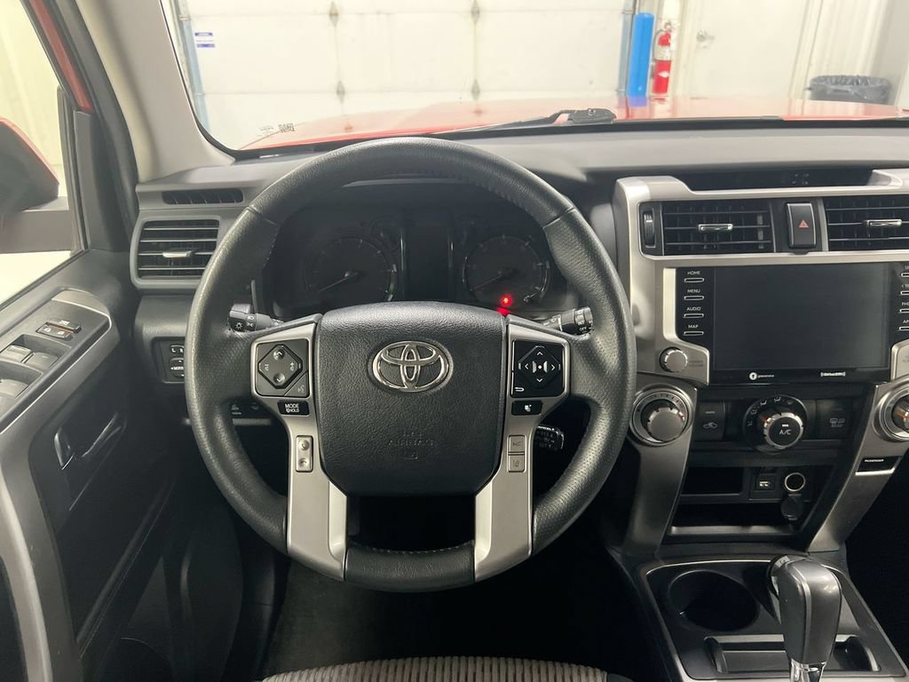 Used 2024 Toyota 4Runner SR5 AWD/4WD image 11