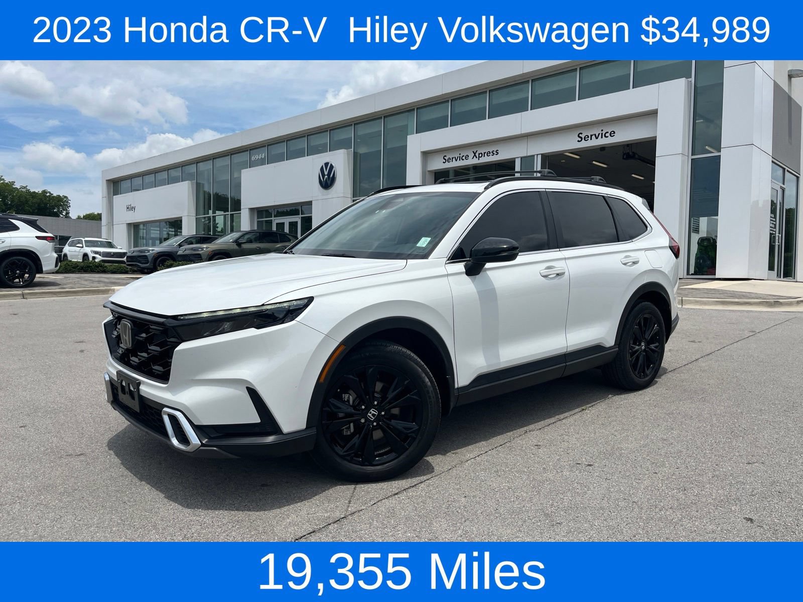 Used 2023 Honda CR-V Sport Touring image 1