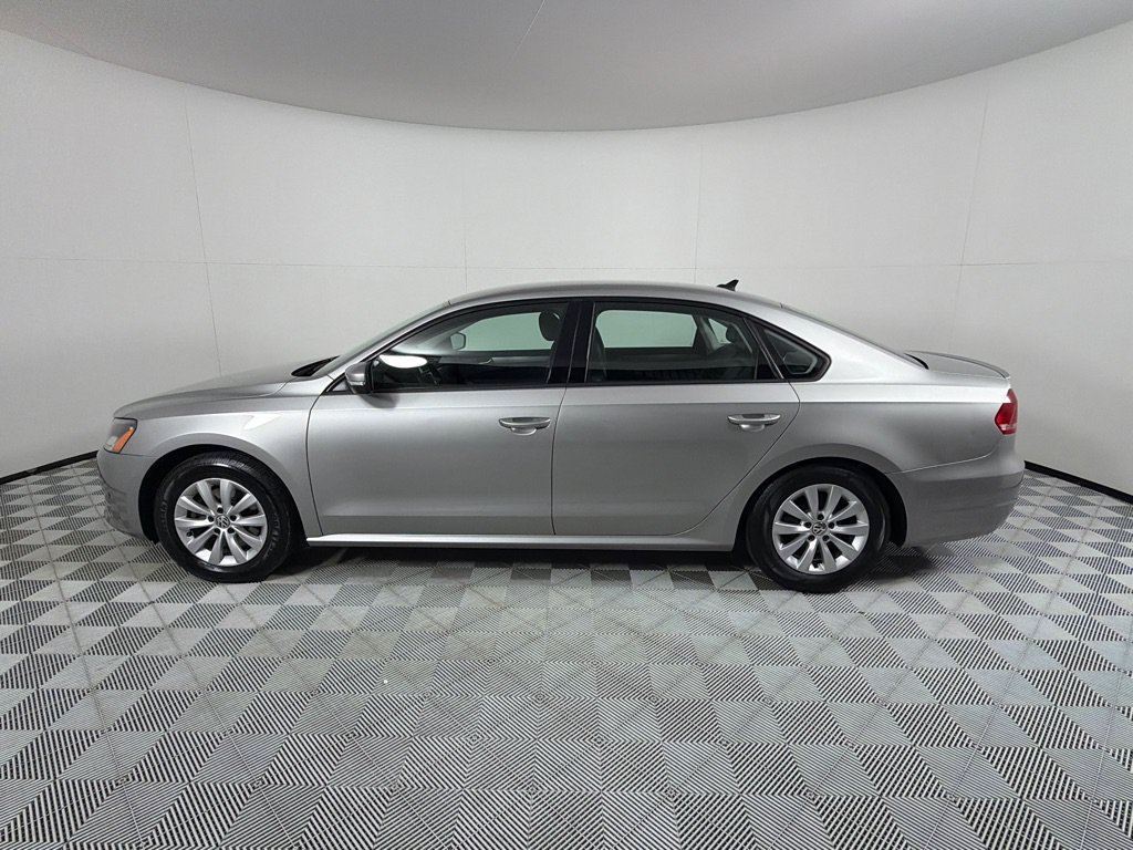 Used 2014 Volkswagen Passat 1.8T Wolfsburg Edition FWD image 8