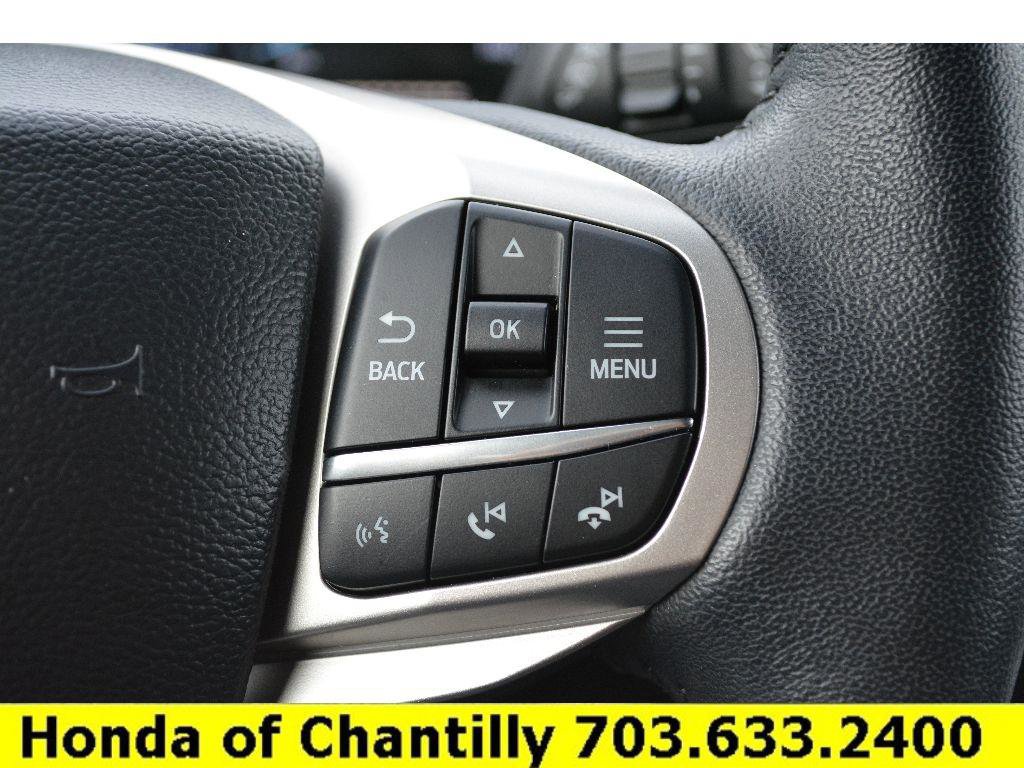 Used 2024 Ford Explorer XLT image 20