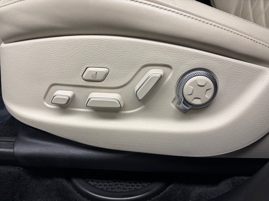 Used 2023 Genesis GV80 3.5T Prestige w/ Prestige Package image 21