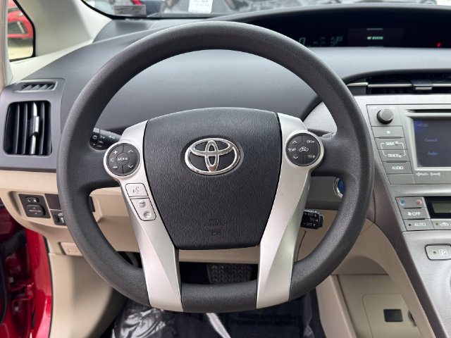 Used 2015 Toyota Prius Three FWD image 21
